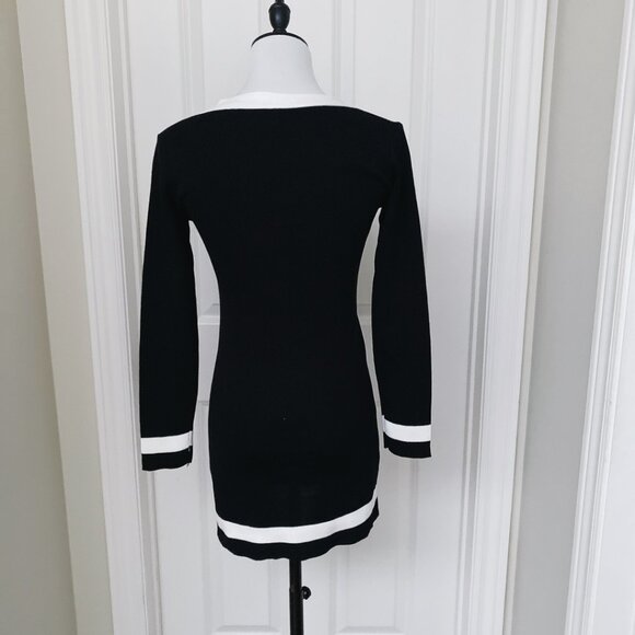 Women Knitted V Neck Chanel Style Elegant Bodycon Short Mini Sweater Dress - Picture 4 of 4